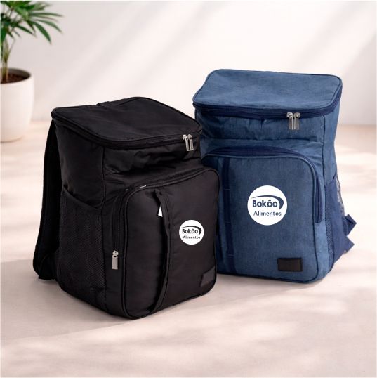 Vis�o frontal da mochila t�rmica 17 litros com dois compartimentos.